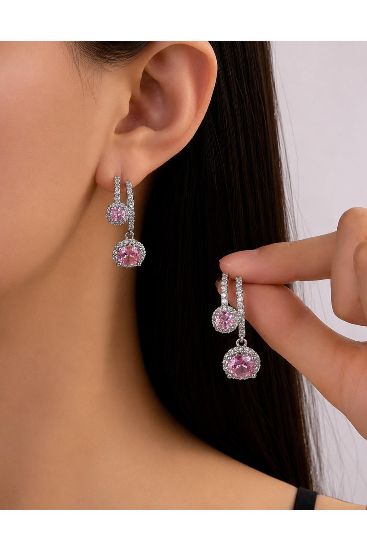 Pembe Zirkon Taşlı Çift Sıra Gömme Taşlı Sallantılı Küpe